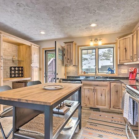 Beech Mountain Retreat With Pool Access Near Slopes! Villa Bagian luar foto